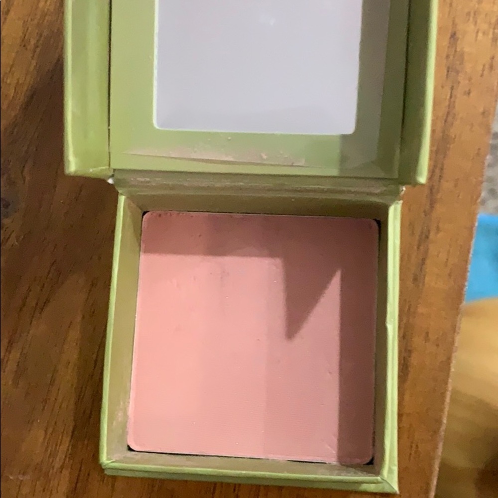 Benefit blush - Picture 5 of 7